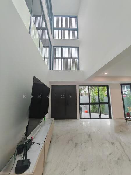 Beauty World / Chun Tin Road / Yuk Tong Ave, Clementi Park / Upper Bukit Timah, 4 Bedrooms, 5,400 sqft, Semi-Detached House For Sale, by Bernice Ong, 500267022 - PropertyGuru.com.sg