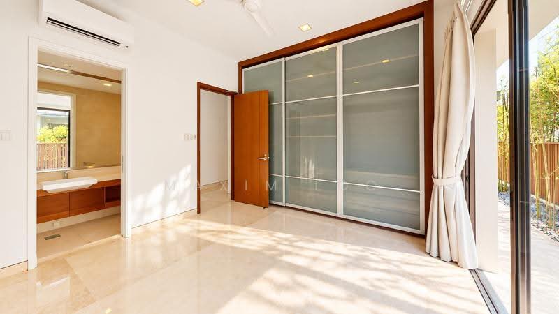 Sentosa / Ocean Drive, Ocean Drive, Harbourfront / Telok Blangah, 5 Bedrooms, 9,480 sqft, Bungalow House For Sale, by Maxim Loo, 500267045 - Bedroom - PropertyGuru.com.sg