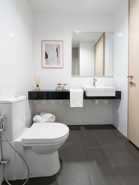 Opal Suites, 1 Opal Crescent, Balestier / Toa Payoh, 1 Bedroom, 409 sqft, Condominium For Sale, by Shanel Liew, 500267066 - Bathroom - PropertyGuru.com.sg