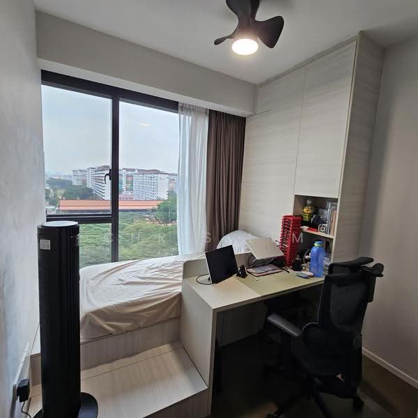 Parc Esta, 916 Sims Avenue, Eunos / Geylang / Paya Lebar, 3 Bedrooms, 958 sqft, Condominium For Sale, by Chris Lim, 500267067 - Bedroom - PropertyGuru.com.sg
