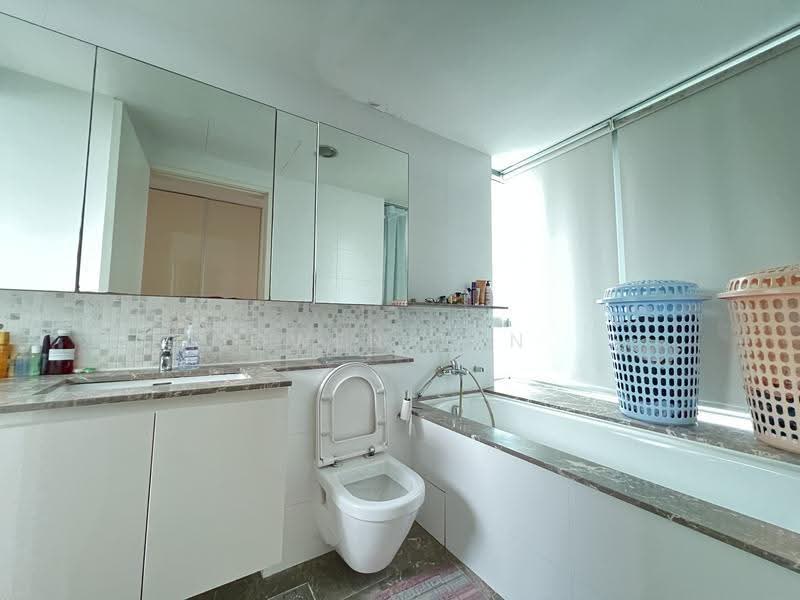 The Minton, 147 Hougang Street 11, Hougang / Punggol / Sengkang, 4 Bedrooms, 1,658 sqft, Condominium For Sale, by Owen Tan, 500267072 - Bathroom - PropertyGuru.com.sg