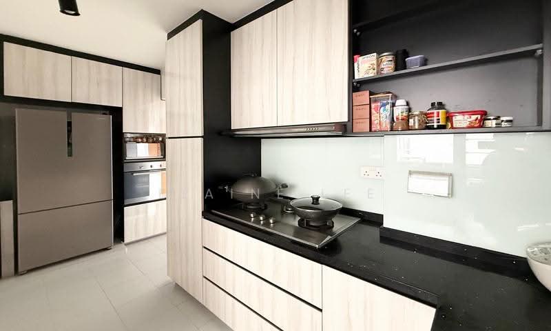 327A Sumang Walk, 327A Sumang Walk, Hougang / Punggol / Sengkang, 2 Bedrooms, 732 sqft, HDB Flat For Sale, by Elaine Lee, 500267073 - Kitchen - PropertyGuru.com.sg