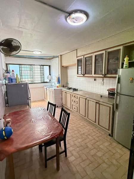 202 Yishun Street 21, 202 Yishun Street 21, Sembawang / Yishun, 2 Bedrooms, 721 sqft, HDB Flat For Sale, by Tham Wai Nam Victor, 500267083 - Kitchen - PropertyGuru.com.sg