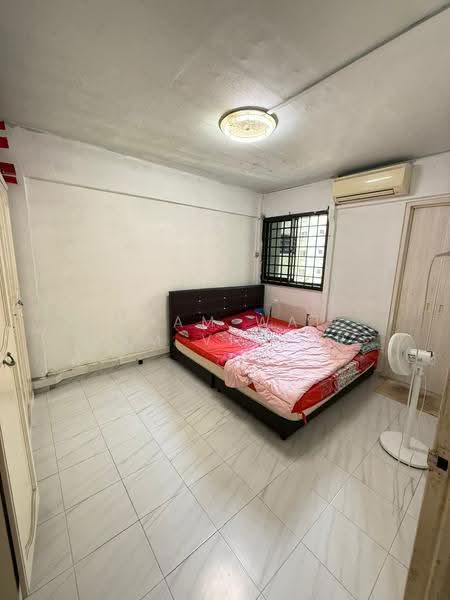 202 Yishun Street 21, 202 Yishun Street 21, Sembawang / Yishun, 2 Bedrooms, 721 sqft, HDB Flat For Sale, by Tham Wai Nam Victor, 500267083 - Bedroom - PropertyGuru.com.sg