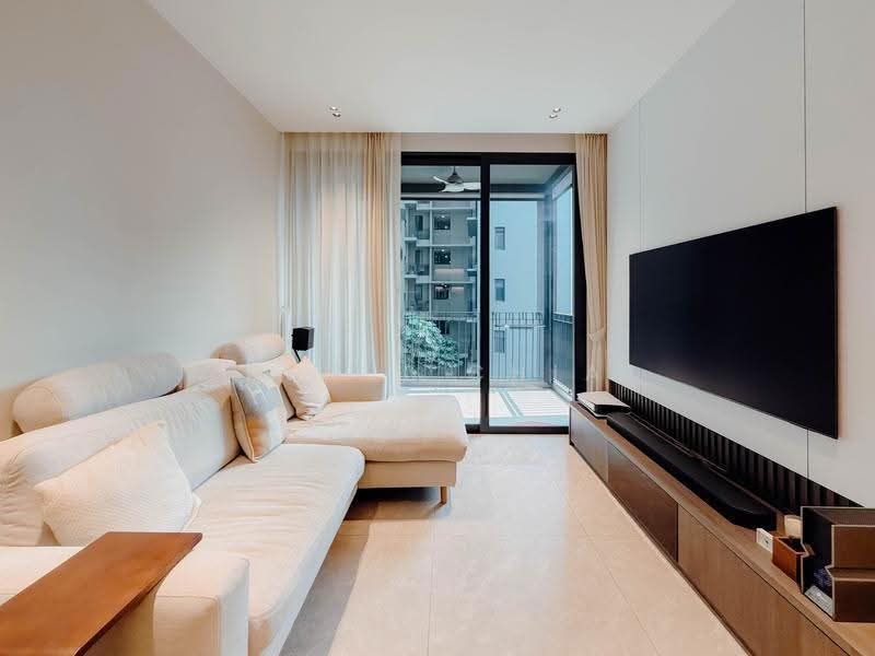 Park Colonial, 10 Woodleigh Lane, Macpherson / Potong Pasir, 3 Bedrooms, 980 sqft, Condominium For Sale, by Benji Chia, 500267085 - Living Room - PropertyGuru.com.sg