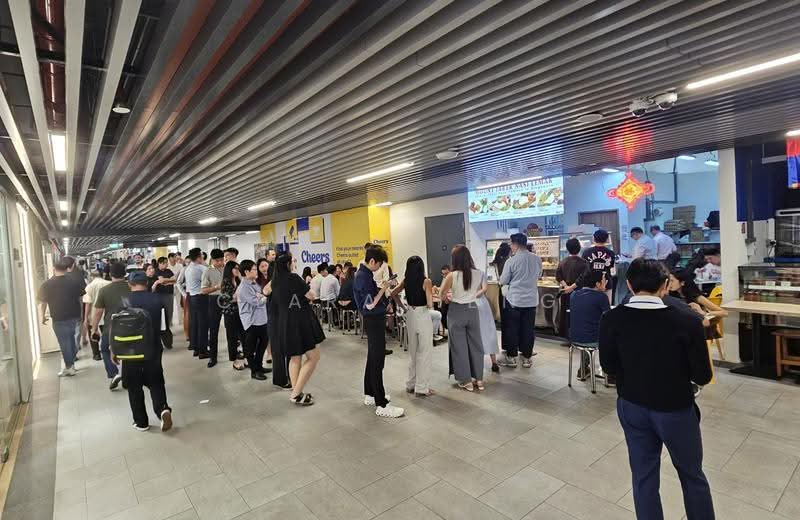 TURNKEY takeover cafe biz right away! In huge hotel, MRT linked, good for breakfast & lunch, Tg Pagar | Cross St | South Bridge Rd, Chinatown / Tanjong Pagar, 489 sqft, Food & Beverage For Rent, by Clara Heng, 500267100 - Interior - CommercialGuru.com.sg