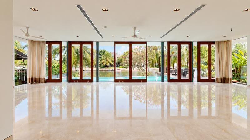Sentosa / Ocean Drive, Ocean Drive, Harbourfront / Telok Blangah, 5 Bedrooms, 7,413 sqft, Bungalow House For Sale, by Maxim Loo, 500267102 - Living Room - PropertyGuru.com.sg
