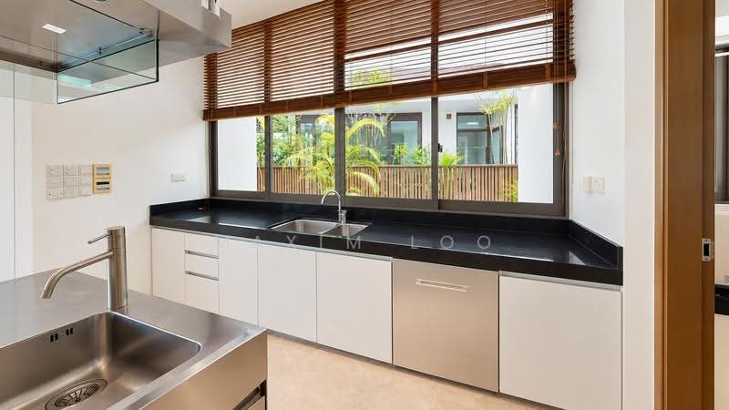 Sentosa / Ocean Drive, Ocean Drive, Harbourfront / Telok Blangah, 5 Bedrooms, 7,413 sqft, Bungalow House For Sale, by Maxim Loo, 500267102 - Kitchen - PropertyGuru.com.sg