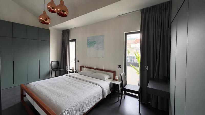 Geylang Shophouse, Eunos / Geylang / Paya Lebar, 3 Bedrooms, 1,112 sqft, Shophouse For Sale, by Lim Kai Xian, 500267110 - Master Bedroom - PropertyGuru.com.sg