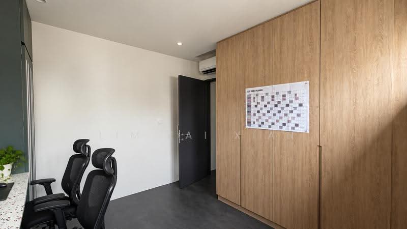 Geylang Shophouse, Eunos / Geylang / Paya Lebar, 3 Bedrooms, 1,112 sqft, Shophouse For Sale, by Lim Kai Xian, 500267110 - Bedroom 2 - PropertyGuru.com.sg