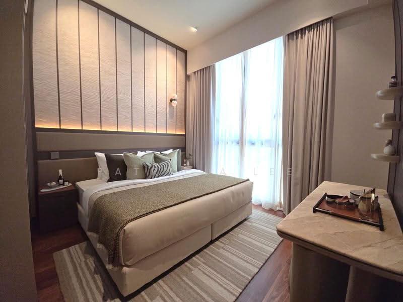 Parksuites, 18 Holland Grove Road, Tanglin / Holland / Bukit Timah, 2 Bedrooms, 786 sqft, Condominium For Sale, by Patricia Lee, 500267123 - Bedroom - PropertyGuru.com.sg