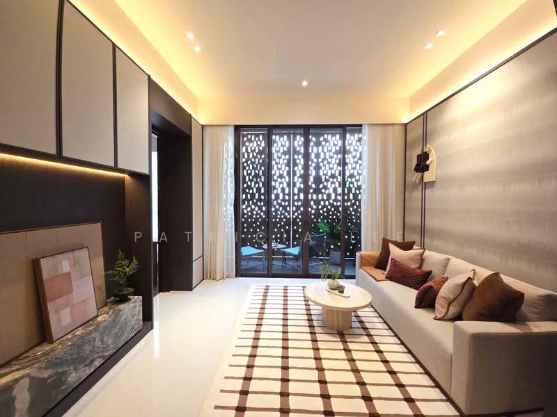 Parksuites, 18 Holland Grove Road, Tanglin / Holland / Bukit Timah, 2 Bedrooms, 786 sqft, Condominium For Sale, by Patricia Lee, 500267123 - Living Room - PropertyGuru.com.sg