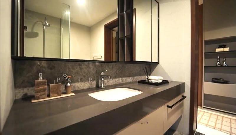 Parksuites, 18 Holland Grove Road, Tanglin / Holland / Bukit Timah, 2 Bedrooms, 786 sqft, Condominium For Sale, by Patricia Lee, 500267123 - Bathroom - PropertyGuru.com.sg