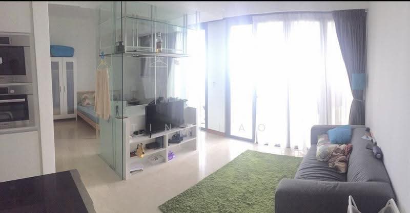 Seahill, West Coast Crescent, Buona Vista / West Coast / Clementi New Town, 2 Bedrooms, 710 sqft, Condominium For Sale, by Tina Hao, 500267129 - Living Room - PropertyGuru.com.sg