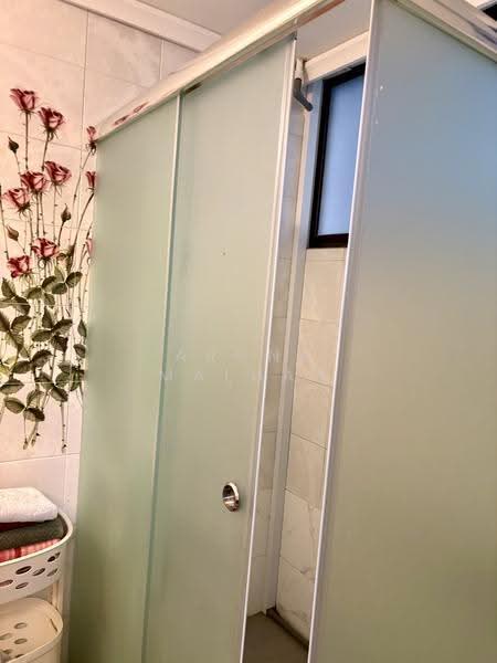 King's Mansion, 20 Amber Road, East Coast / Marine Parade, 4 Bedrooms, 2,734 sqft, Condominium For Sale, by Aruna Malhan, 500267132 - Bathroom - PropertyGuru.com.sg