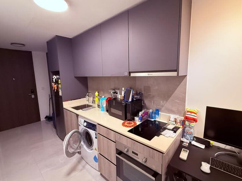 Riverfront Residences, 57 Hougang Avenue 7, Hougang / Punggol / Sengkang, 1 Bedroom, 517 sqft, Condominium For Sale, by Dennis Lim, 500267137 - Kitchen - PropertyGuru.com.sg