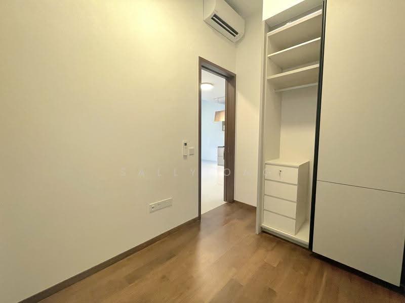 Parksuites, 18 Holland Grove Road, Tanglin / Holland / Bukit Timah, 2 Bedrooms, 872 sqft, Condominium For Sale, by Sally Ong, 500267158 - Interior - PropertyGuru.com.sg