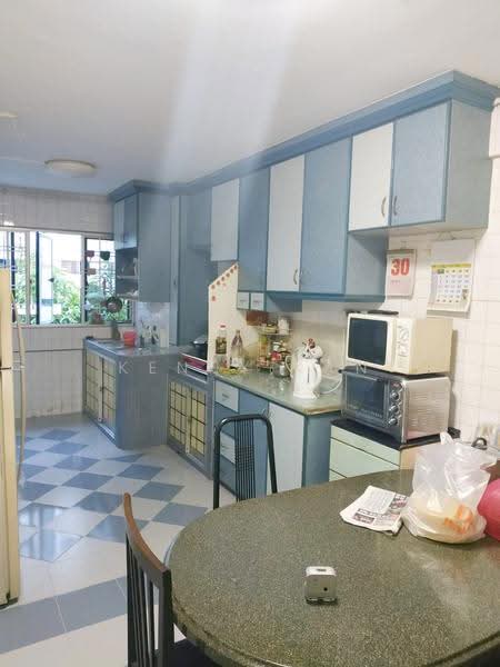 813 Tampines Street 81, 813 Tampines Street 81, Pasir Ris / Tampines, Room Rental, 100 sqft, HDB Flat For Rent, by Kenny Kan, 500267170 - Kitchen - PropertyGuru.com.sg