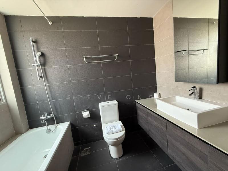 The Edelweiss Residences, 11 Lorong 31 Geylang, Eunos / Geylang / Paya Lebar, Studio, 520 sqft, Apartment For Rent, by Steve Ong, 500267180 - Bathroom - PropertyGuru.com.sg