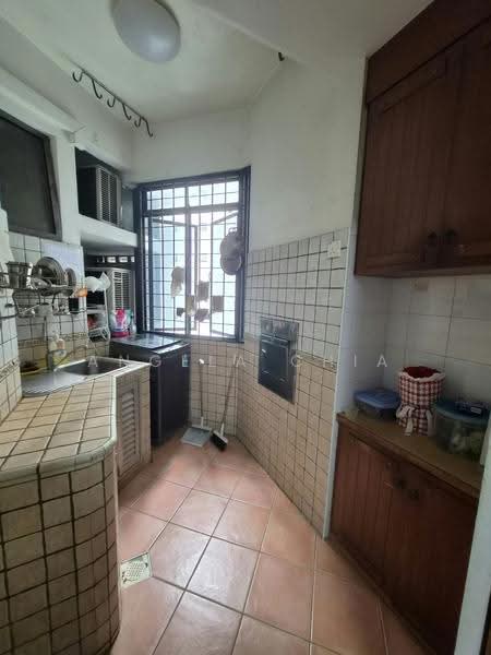 Ampas Apartments, 5 Jalan Ampas, Balestier / Toa Payoh, Room Rental, 200 sqft, Condominium For Rent, by Angela Chia, 500267181 - Kitchen - PropertyGuru.com.sg
