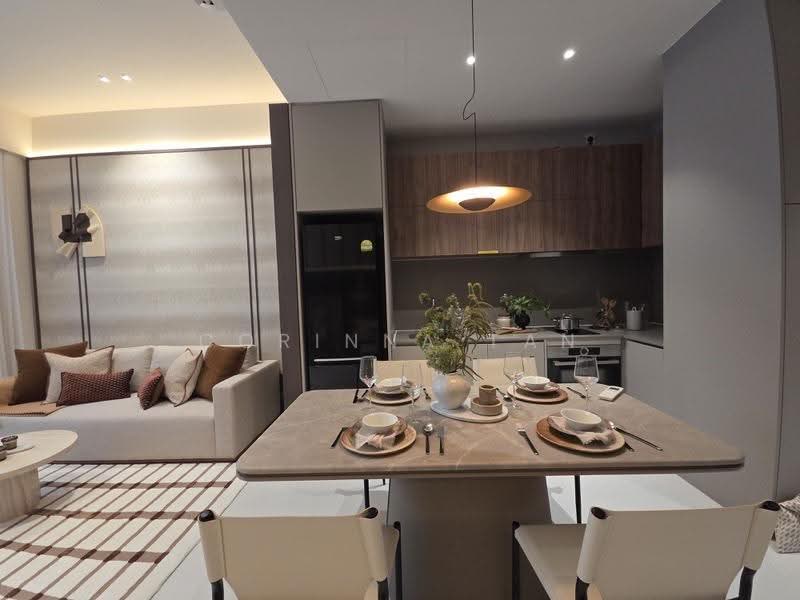 Parksuites, 18 Holland Grove Road, Tanglin / Holland / Bukit Timah, 2 Bedrooms, 786 sqft, Condominium For Sale, by Corinna Tan, 500267192 - PropertyGuru.com.sg