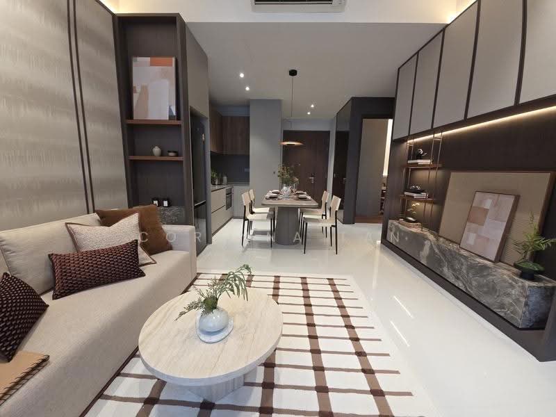 Parksuites, 18 Holland Grove Road, Tanglin / Holland / Bukit Timah, 2 Bedrooms, 786 sqft, Condominium For Sale, by Corinna Tan, 500267192 - PropertyGuru.com.sg