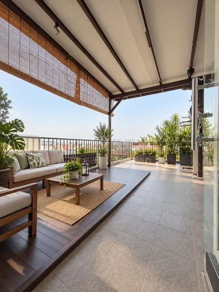 The Treeline, 110 Lorong G Telok Kurau, East Coast / Marine Parade, 2 Bedrooms, 1,485 sqft, Apartment For Sale, by Kevin Geow, 500267196 - Balcony - PropertyGuru.com.sg