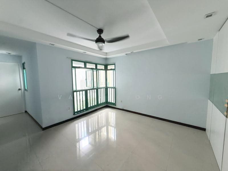 15 Farrer Park Road, 15 Farrer Park Road, Farrer Park / Serangoon Rd, 3 Bedrooms, 808 sqft, HDB Flat For Sale, by Valerie Ong, 500267206 - Living Room - PropertyGuru.com.sg