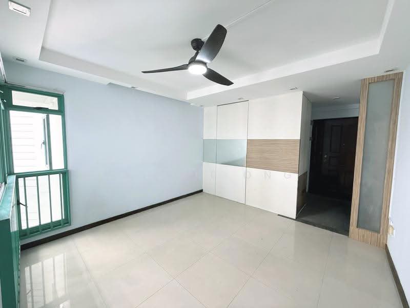 15 Farrer Park Road, 15 Farrer Park Road, Farrer Park / Serangoon Rd, 3 Bedrooms, 808 sqft, HDB Flat For Sale, by Valerie Ong, 500267206 - Living Room - PropertyGuru.com.sg