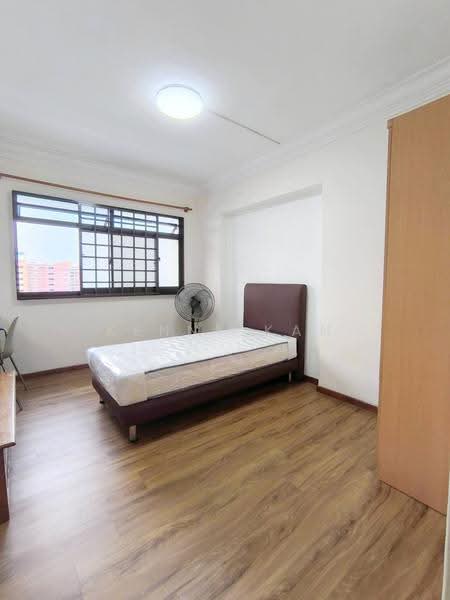 726 Tampines Street 71, 726 Tampines Street 71, Pasir Ris / Tampines, Room Rental, 100 sqft, HDB Flat For Rent, by Kenny Kan, 500267217 - Bedroom - PropertyGuru.com.sg