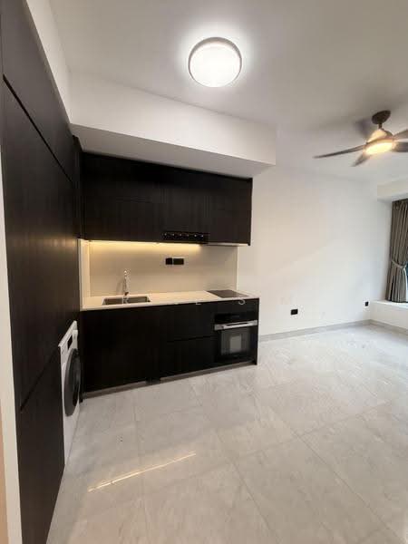 Sophia Regency, 105 Sophia Road, Orchard / River Valley, 1 Bedroom, 592 sqft, Condominium For Rent, by Irene Sim, 500267224 - Kitchen - PropertyGuru.com.sg