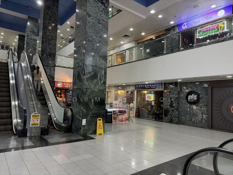 Orchard Towers, 400 Orchard Road, Orchard / River Valley, 2,350 sqft, Food & Beverage For Rent, by Norman Foo, 500267238 - Interior - CommercialGuru.com.sg