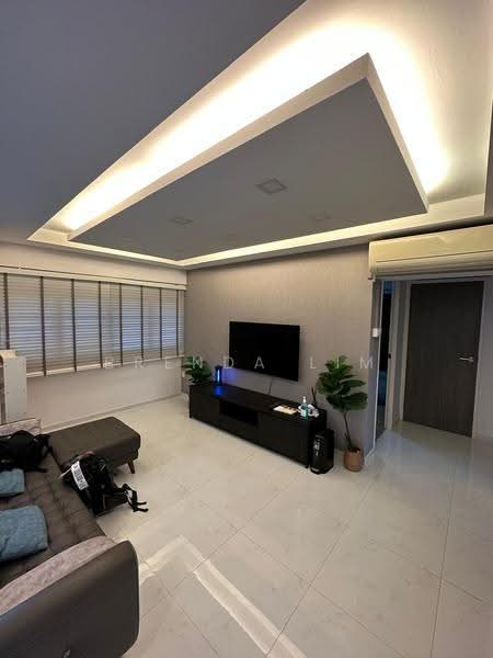 837 Hougang Central, 837 Hougang Central, Hougang / Punggol / Sengkang, 3 Bedrooms, 1,066 sqft, HDB Flat For Sale, by Brenda Lim, 500267239 - Living Room - PropertyGuru.com.sg