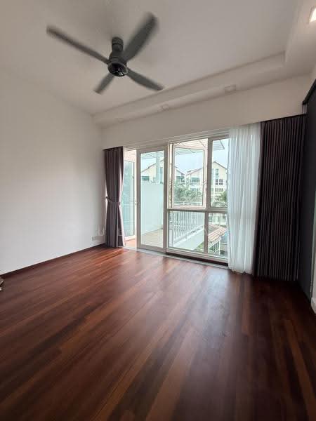 Country Park Condo - RARE FREEHOLD next to MRT & Bedok Food Centre, Bedok Road | Eastwood Road, Bedok / Upper East Coast, 3 Bedrooms, 1,356 sqft, Condominium For Rent, by Julie Tay, 500267243 - Balcony - PropertyGuru.com.sg