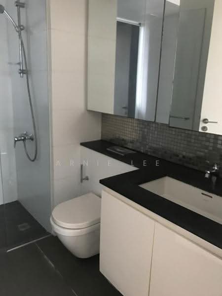 The Minton, 10D Hougang Street 11, Hougang / Punggol / Sengkang, 2 Bedrooms, 980 sqft, Condominium For Rent, by ARNIE LEE, 500267250 - Bathroom - PropertyGuru.com.sg