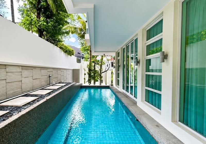 Shamrock Park, Namly Place, Tanglin / Holland / Bukit Timah, 6 Bedrooms, 4,400 sqft, Semi-Detached House For Rent, by Jason Choo 朱均庭, 500267282 - PropertyGuru.com.sg