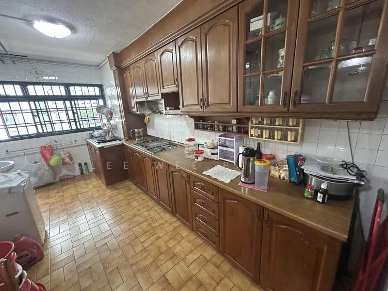 332 Serangoon Avenue 3, 332 Serangoon Avenue 3, Hougang / Punggol / Sengkang, Room Rental, 180 sqft, HDB Flat For Rent, by Lee Wee Peng, 500267288 - Kitchen - PropertyGuru.com.sg