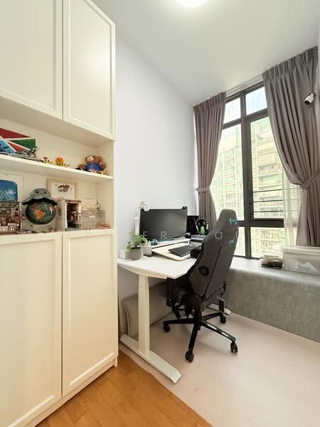 VIVA, 6 Suffolk Walk, Newton / Novena, 2 Bedrooms, 1,044 sqft, Condominium For Sale, by Esther Zou, 500267291 - Study - PropertyGuru.com.sg