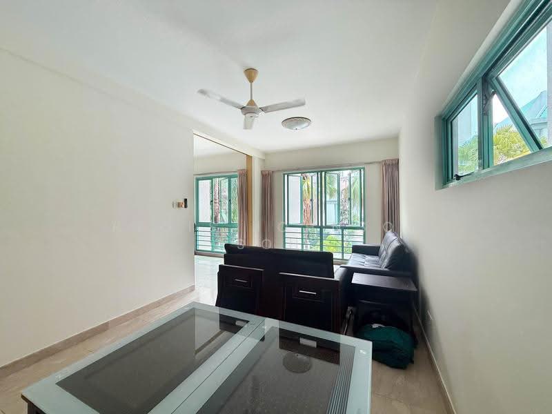 Hazel Park Condo, 15 Hazel Park Condo, Dairy Farm / Bukit Panjang / Choa Chu Kang, 2 Bedrooms, 980 sqft, Condominium For Sale, by Regis Johnson Soh, 500267301 - Living Room - PropertyGuru.com.sg
