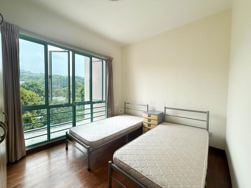 Hazel Park Condo, 15 Hazel Park Condo, Dairy Farm / Bukit Panjang / Choa Chu Kang, 2 Bedrooms, 980 sqft, Condominium For Sale, by Regis Johnson Soh, 500267301 - Bedroom - PropertyGuru.com.sg