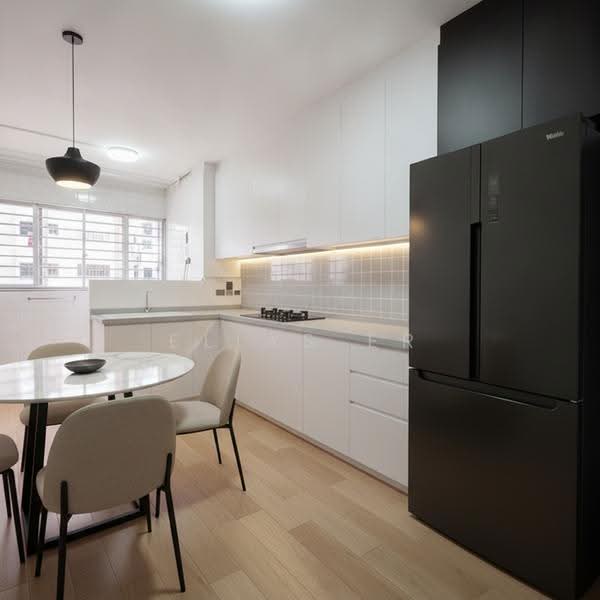811 Tampines Avenue 4, 811 Tampines Avenue 4, Pasir Ris / Tampines, 3 Bedrooms, 980 sqft, HDB Flat For Sale, by Elias Er, 500267303 - Kitchen - PropertyGuru.com.sg
