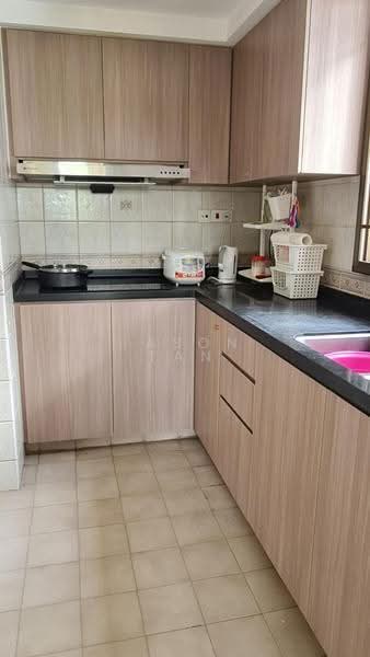 Parkview Apartments, 5 Bukit Batok Street 25, Dairy Farm / Bukit Panjang / Choa Chu Kang, 2 Bedrooms, 979 sqft, Apartment For Sale, by Jason Tan, 500267310 - PropertyGuru.com.sg
