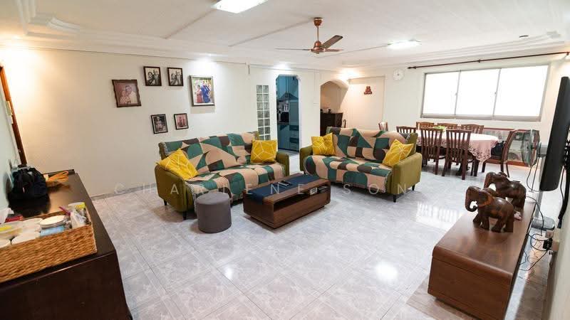 516 Serangoon North Avenue 4, 516 Serangoon North Avenue 4, Hougang / Punggol / Sengkang, 4 Bedrooms, 1,572 sqft, HDB Flat For Sale, by Charlene Song, 500267311 - Living Room - PropertyGuru.com.sg