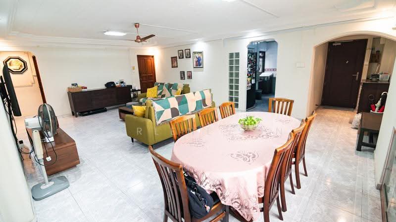 516 Serangoon North Avenue 4, 516 Serangoon North Avenue 4, Hougang / Punggol / Sengkang, 4 Bedrooms, 1,572 sqft, HDB Flat For Sale, by Charlene Song, 500267311 - Living Room - PropertyGuru.com.sg
