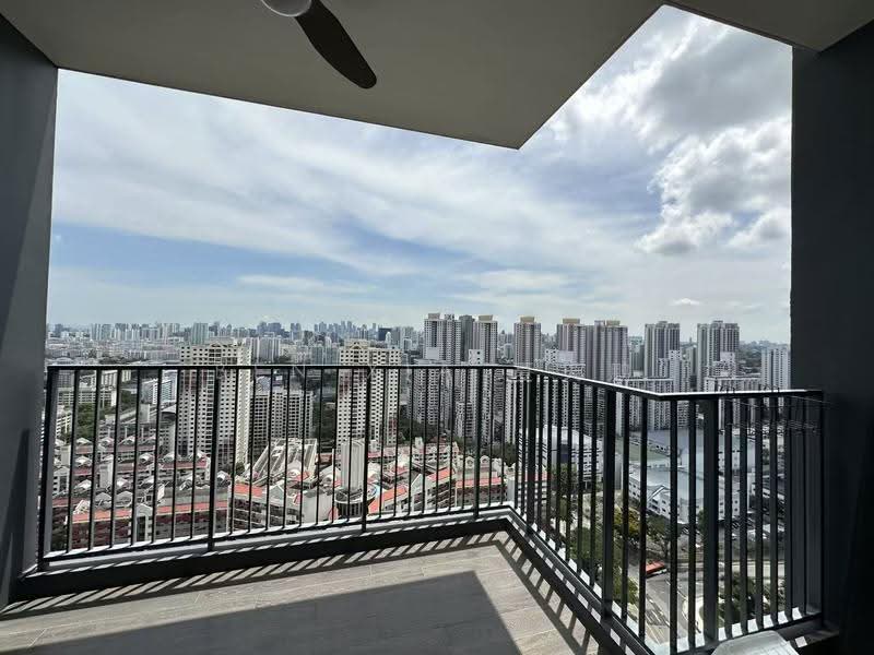 Gem Residences, 1 Lorong 5 Toa Payoh, Balestier / Toa Payoh, 3 Bedrooms, 936 sqft, Condominium For Sale, by Ben XIA 夏天鹏, 500267318 - Balcony - PropertyGuru.com.sg