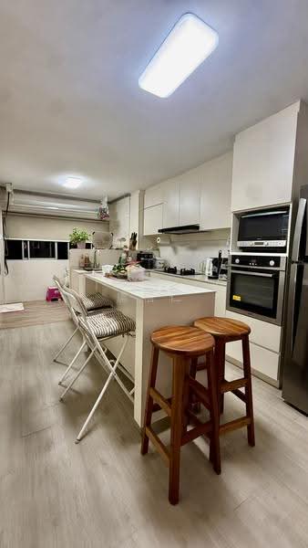 241 Bukit Batok East Avenue 5, 241 Bukit Batok East Avenue 5, Dairy Farm / Bukit Panjang / Choa Chu Kang, 2 Bedrooms, 721 sqft, HDB Flat For Sale, by Billy Yu 虞信仁, 500267329 - Kitchen - PropertyGuru.com.sg