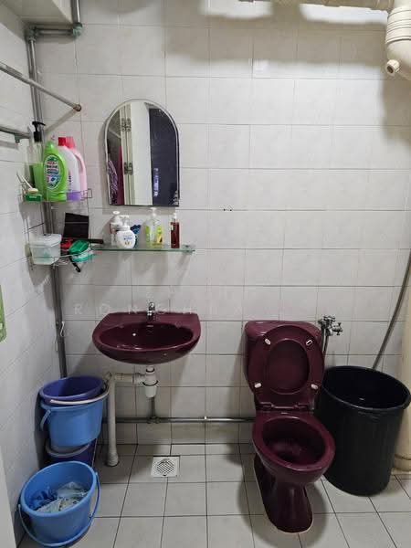 667C Jurong West Street 65, 667C Jurong West Street 65, Boon Lay / Jurong / Tuas, Room Rental, 120 sqft, HDB Flat For Rent, by Zheng Ronghua 郑荣华, 500267332 - Bathroom - PropertyGuru.com.sg