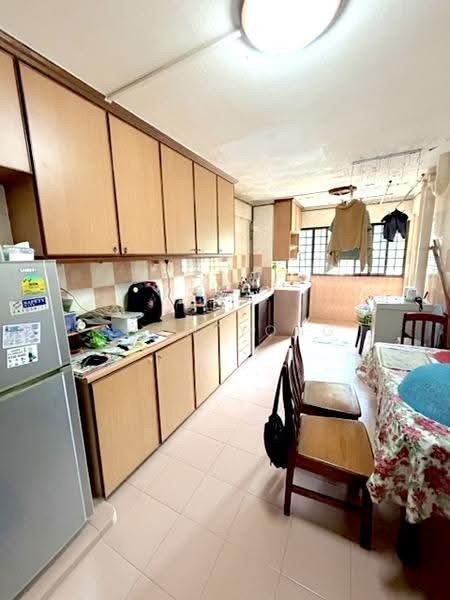 326 Clementi Avenue 5, 326 Clementi Avenue 5, Buona Vista / West Coast / Clementi New Town, 2 Bedrooms, 721 sqft, HDB Flat For Sale, by Shaw Yong, 500267338 - Kitchen - PropertyGuru.com.sg