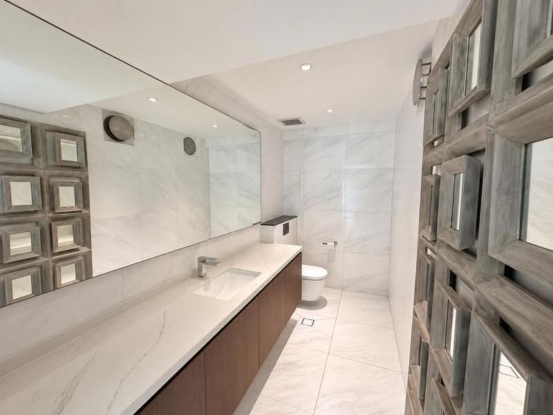 GRANGE, ORCHARD, ONE TREE HILL, JALAN KELAWAR, LENGKOK MERAK, Tanglin / Holland / Bukit Timah, 5 Bedrooms, 9,610 sqft, Semi-Detached House For Sale, by Sean Lee, 500267348 - Bathroom - PropertyGuru.com.sg