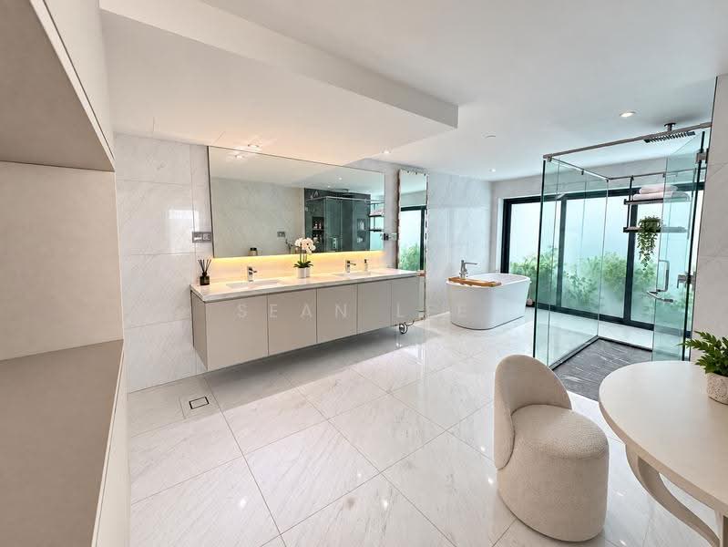 GRANGE, ORCHARD, ONE TREE HILL, JALAN KELAWAR, LENGKOK MERAK, Tanglin / Holland / Bukit Timah, 5 Bedrooms, 9,610 sqft, Semi-Detached House For Sale, by Sean Lee, 500267348 - Bathroom - PropertyGuru.com.sg